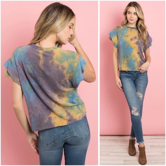 Tops - 🆕Tie dye flutter top